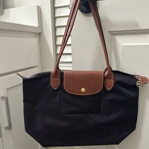 Longchamp Medium Le Pliage Nylon Shoulder Tote